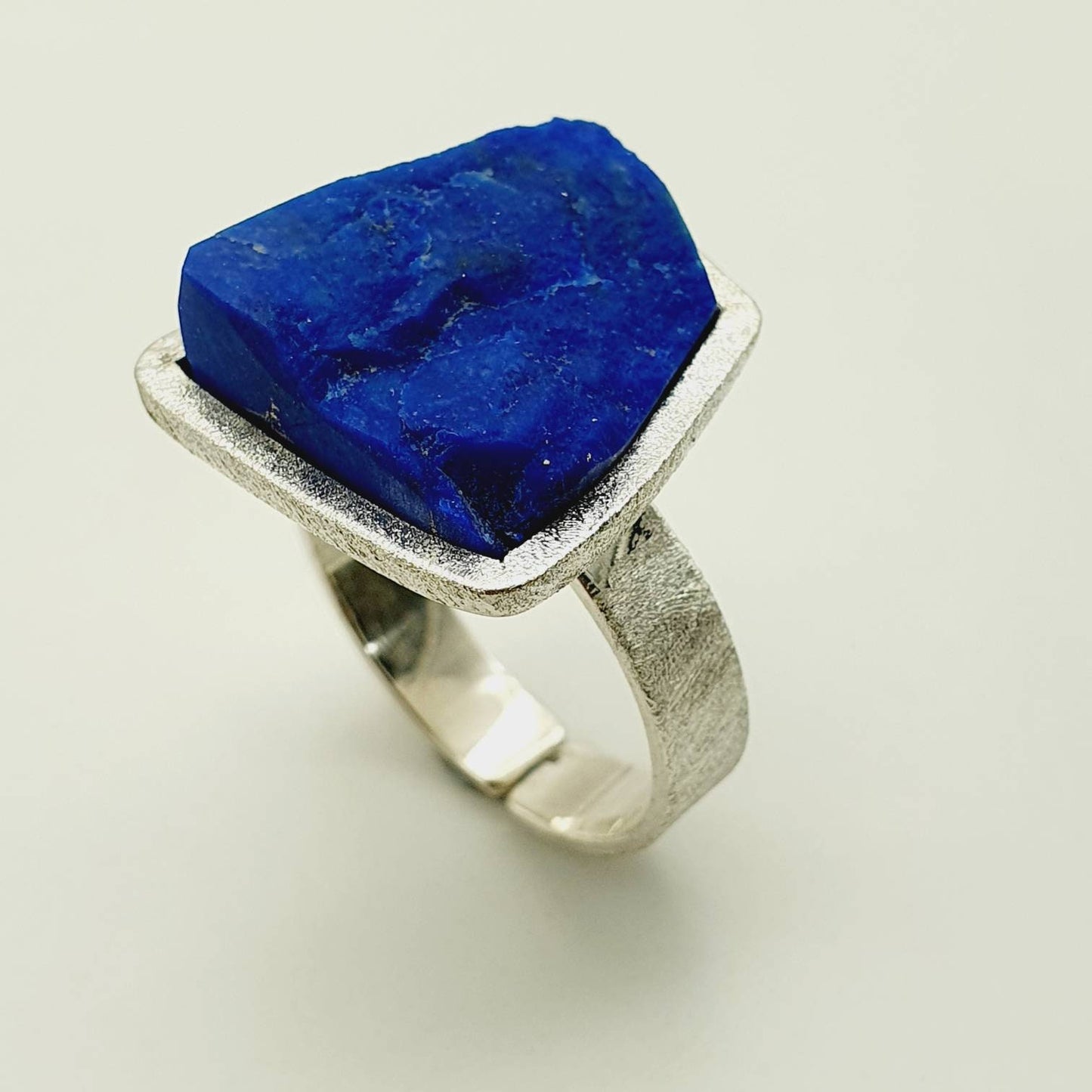 Raw genuine Lapislazuli Ring